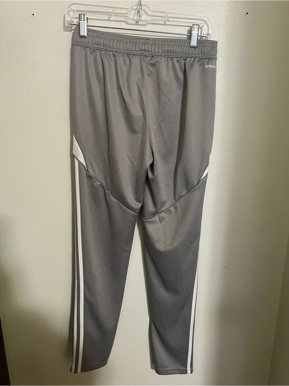 ADIDAS Classic Tiro 24 Aeroready Athletic Athleisure‎ Joggers Grey White Boy's L